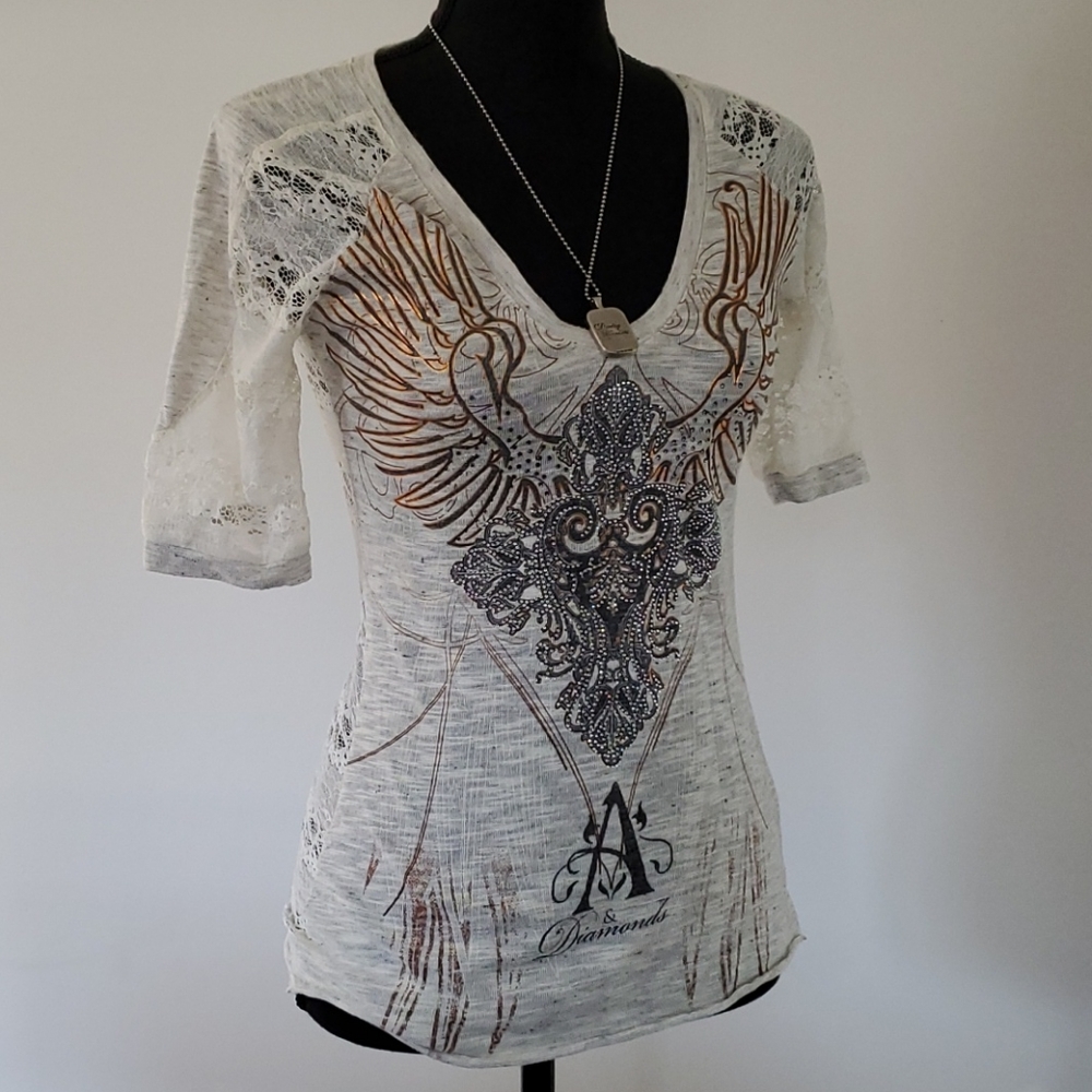 Angel's and Diamonds tee size medium